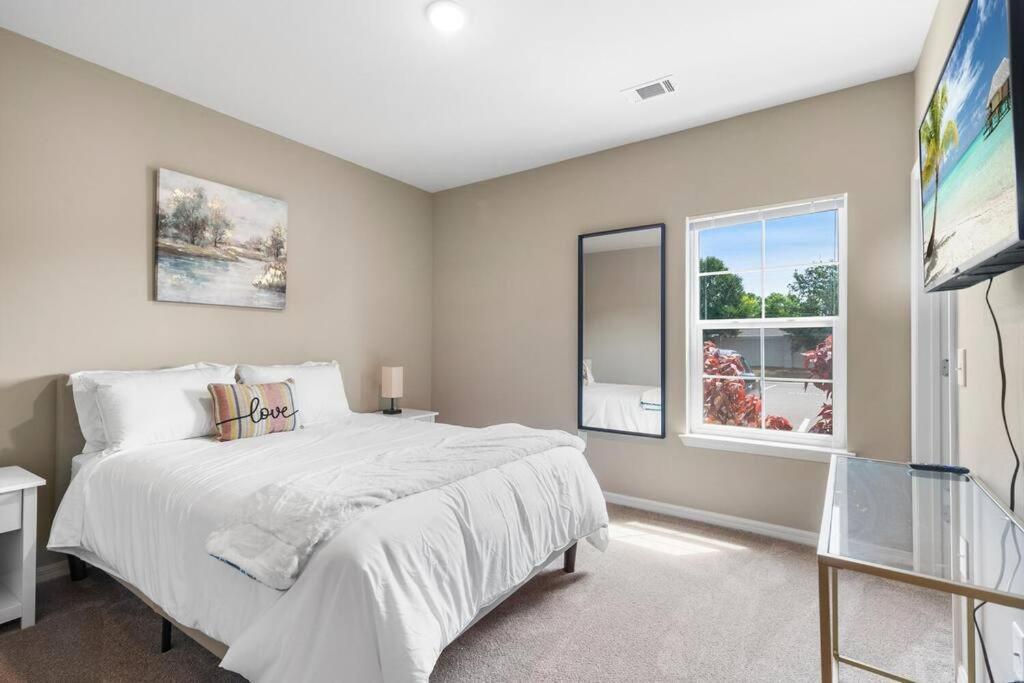 Elegant 2 Bed/2 Bath Apartment In Melbourne Fl Luaran gambar