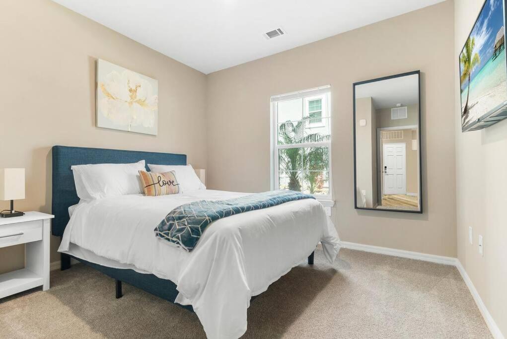 Elegant 2 Bed/2 Bath Apartment In Melbourne Fl Luaran gambar